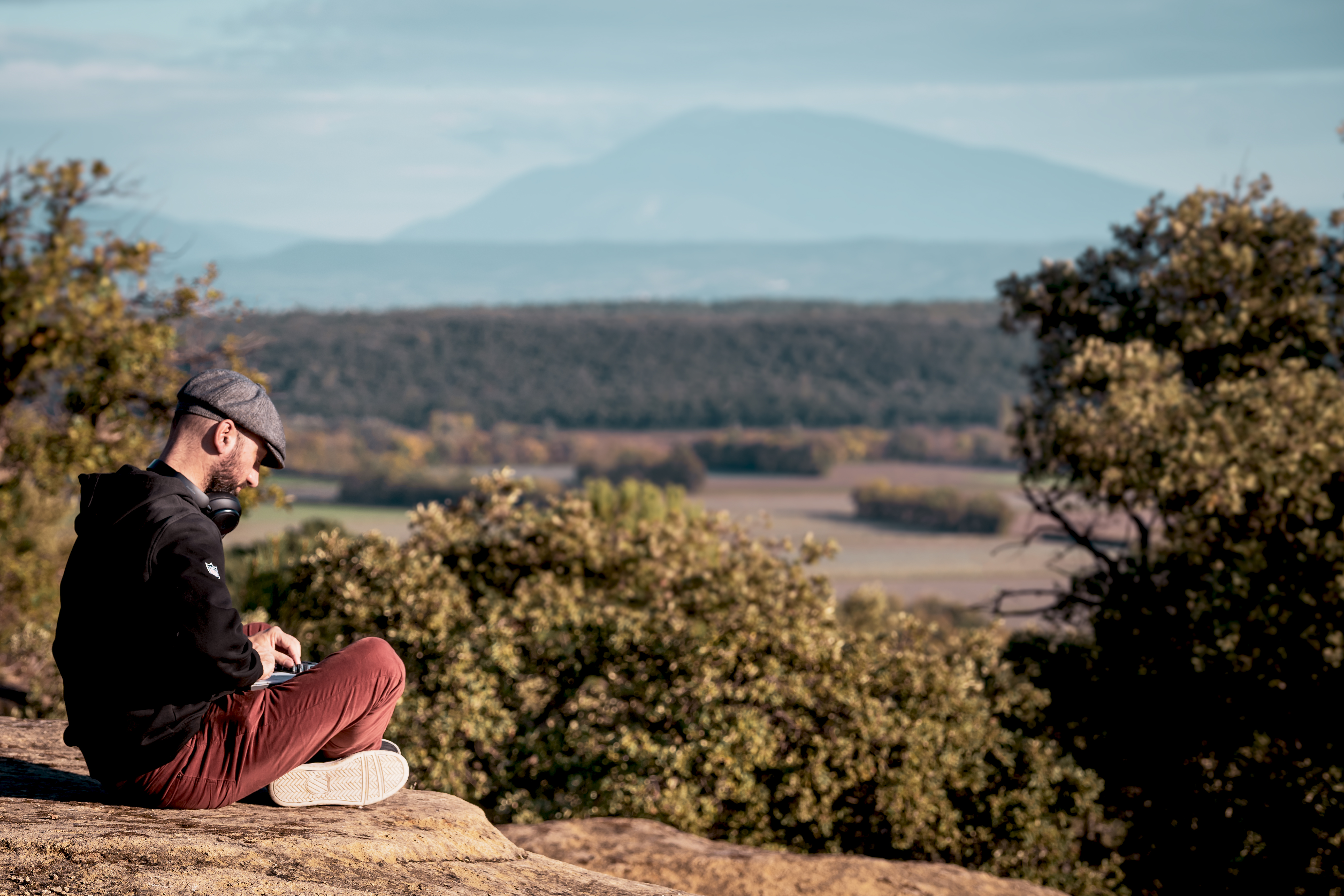 Le musicien KINISHAO en studio