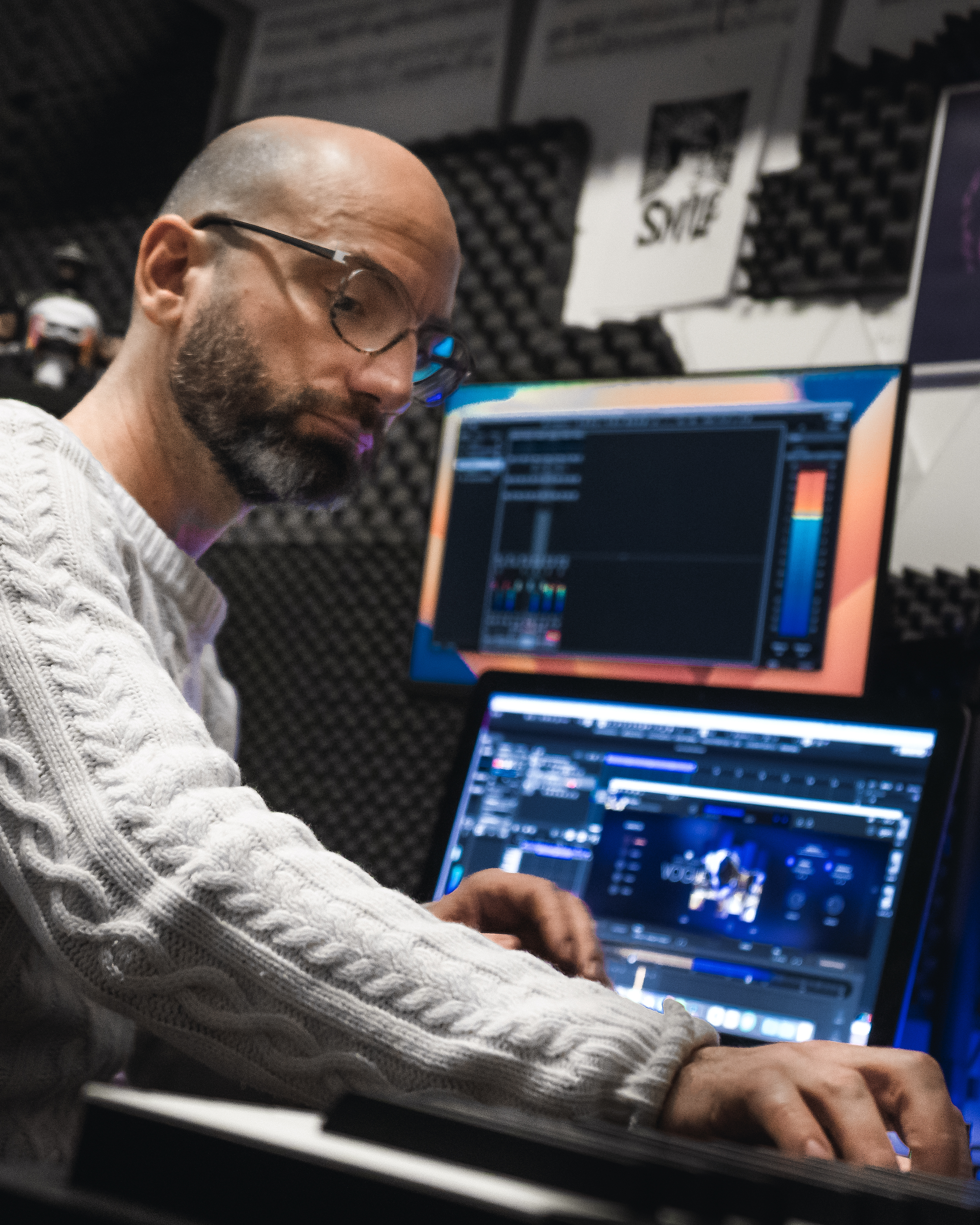 Le musicien KINISHAO en studio